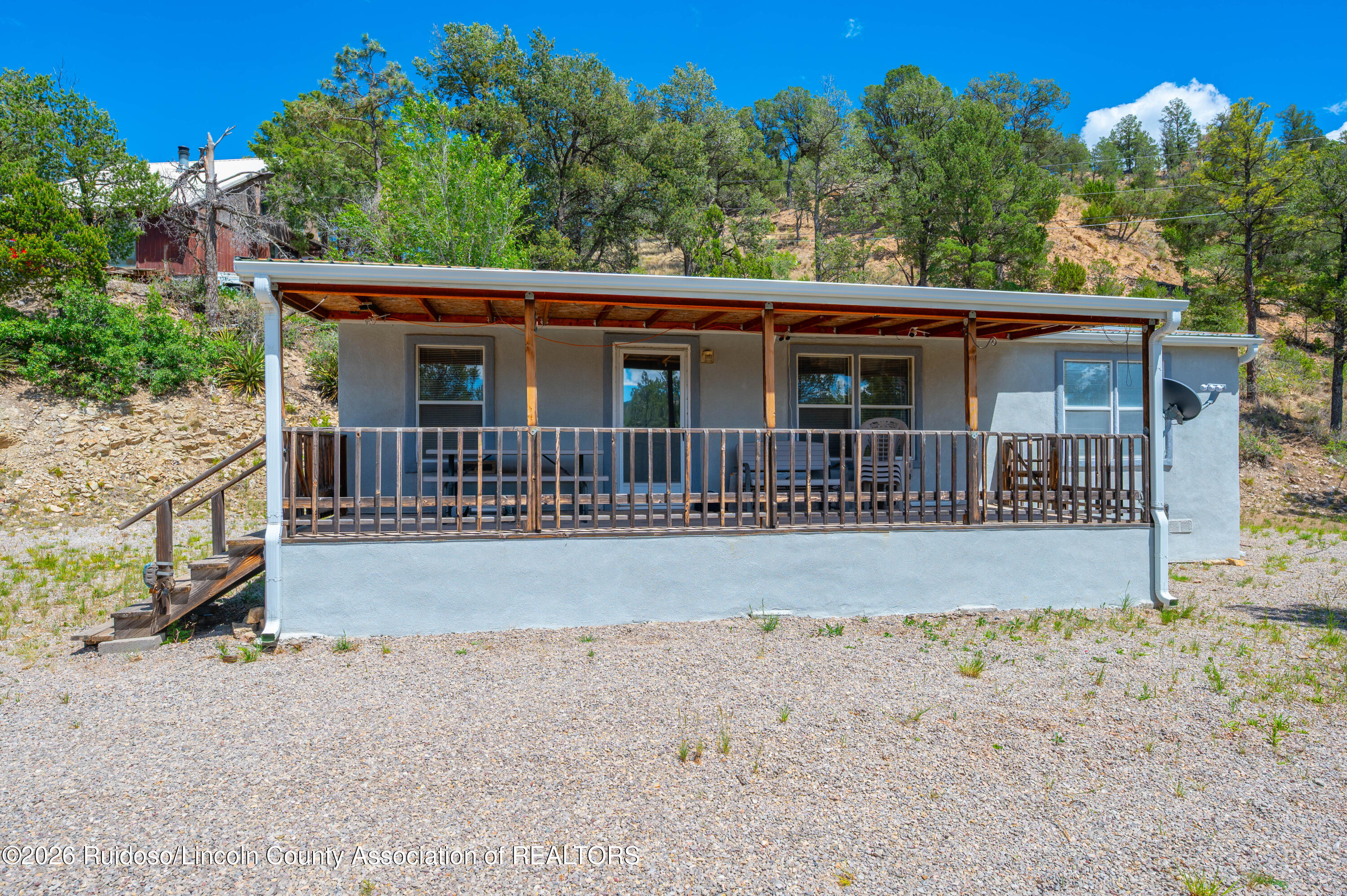 207 Falcon Drive