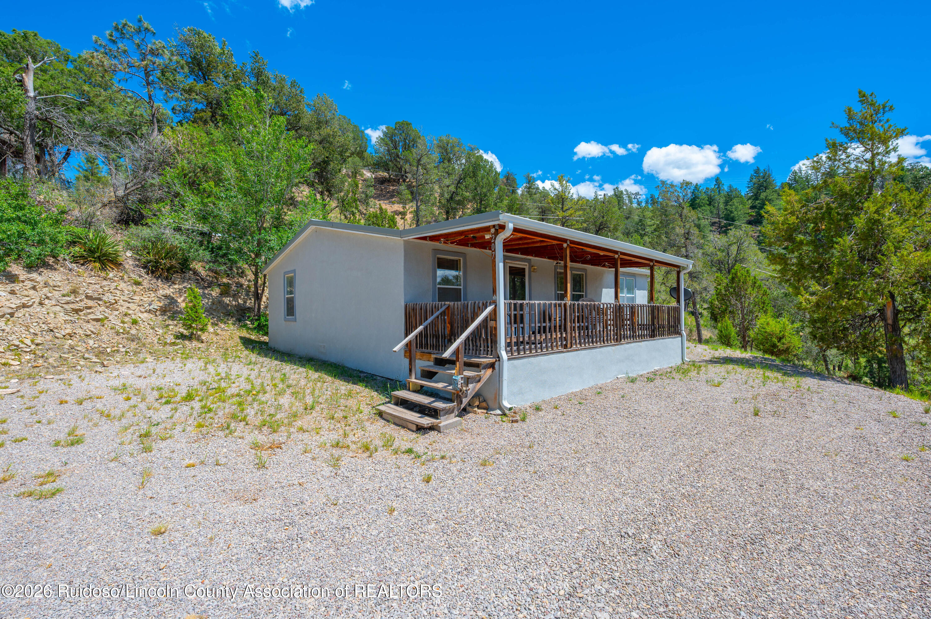 207 Falcon Drive