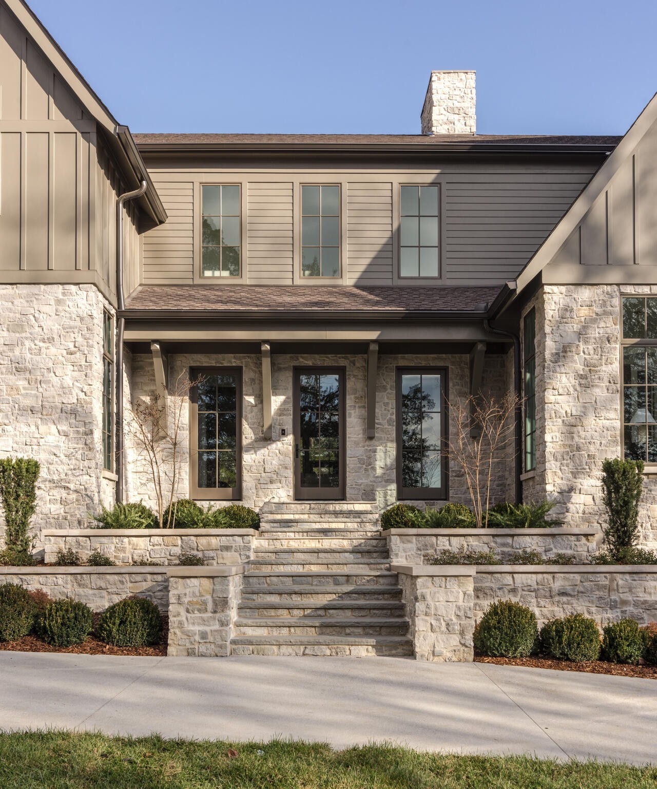 502 McClanahan Dr