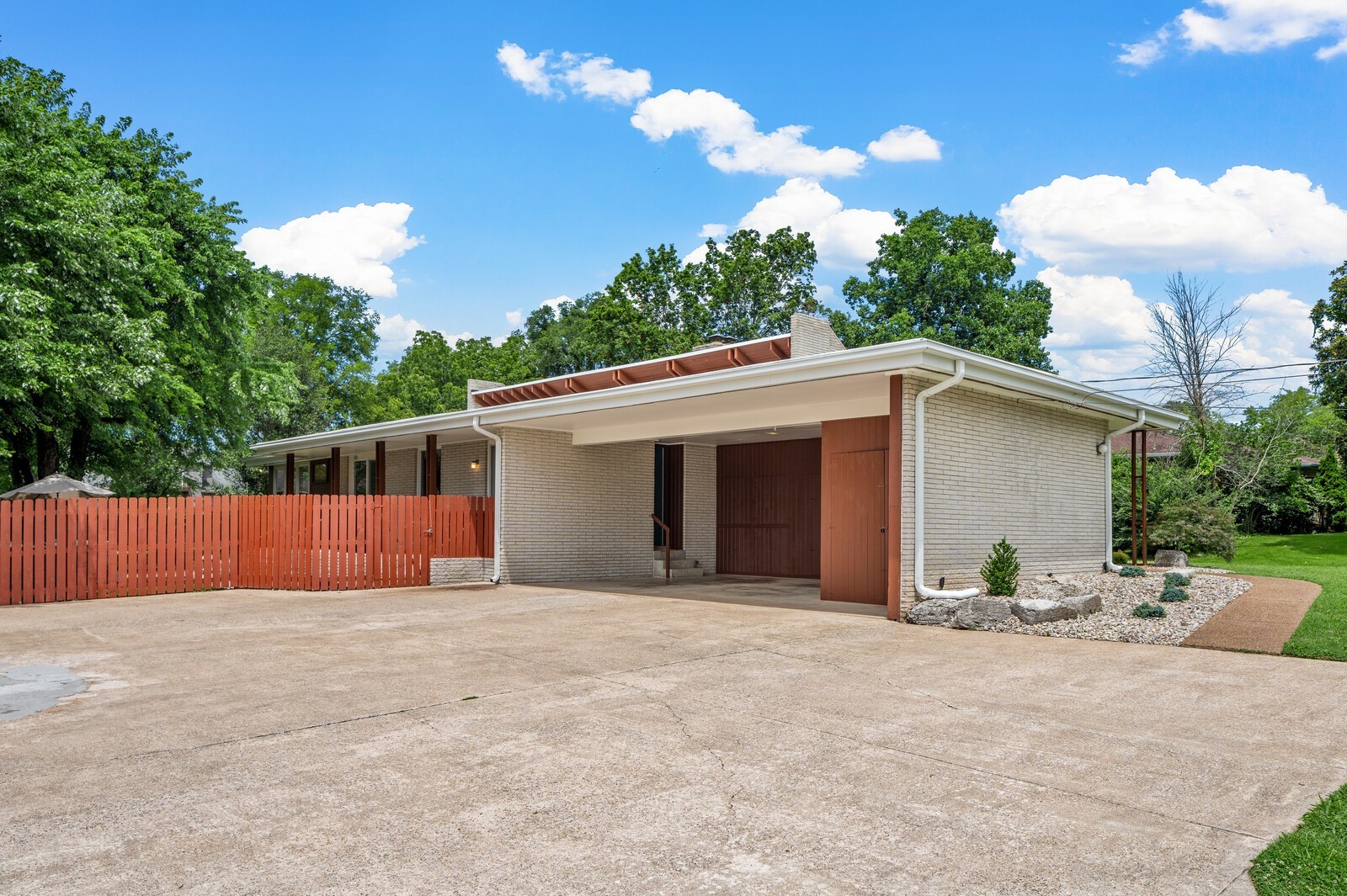 308 Brandywine Dr