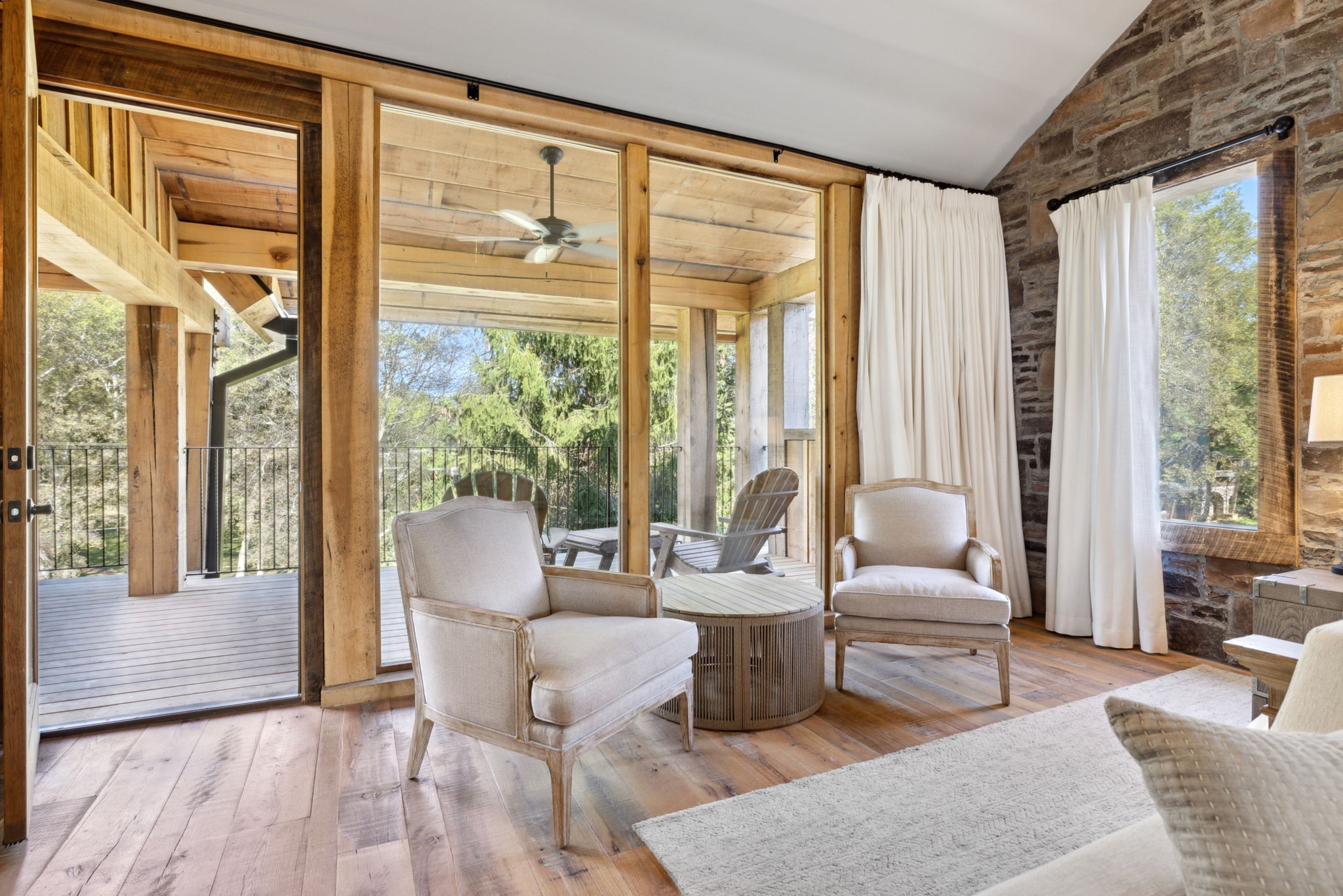 2465 Old Charlotte Pike