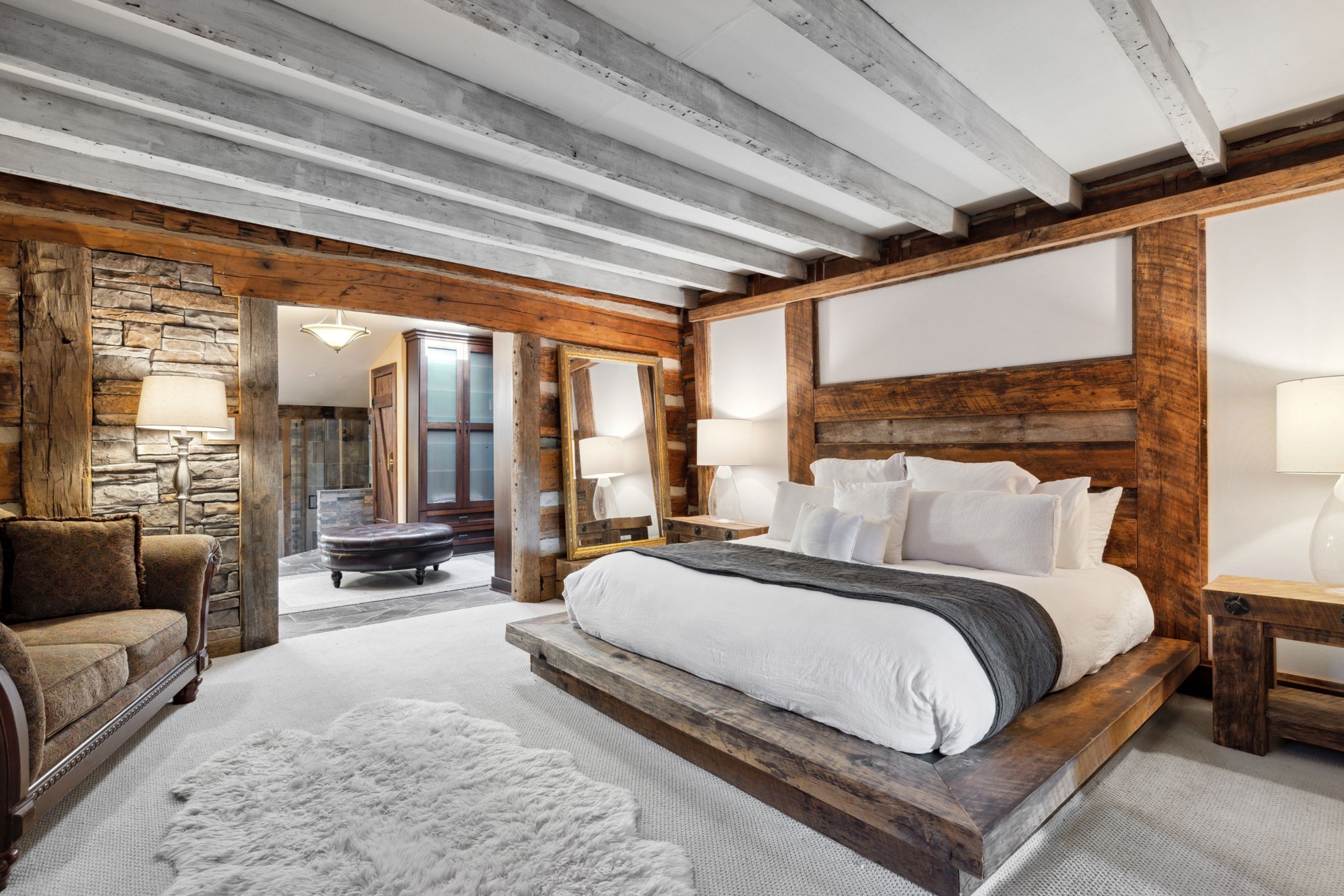 2465 Old Charlotte Pike