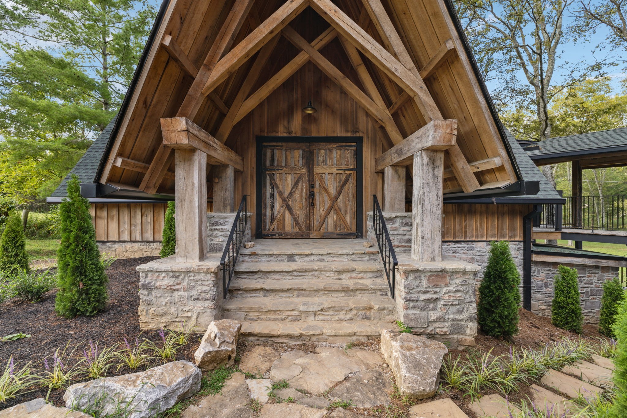 2465 Old Charlotte Pike