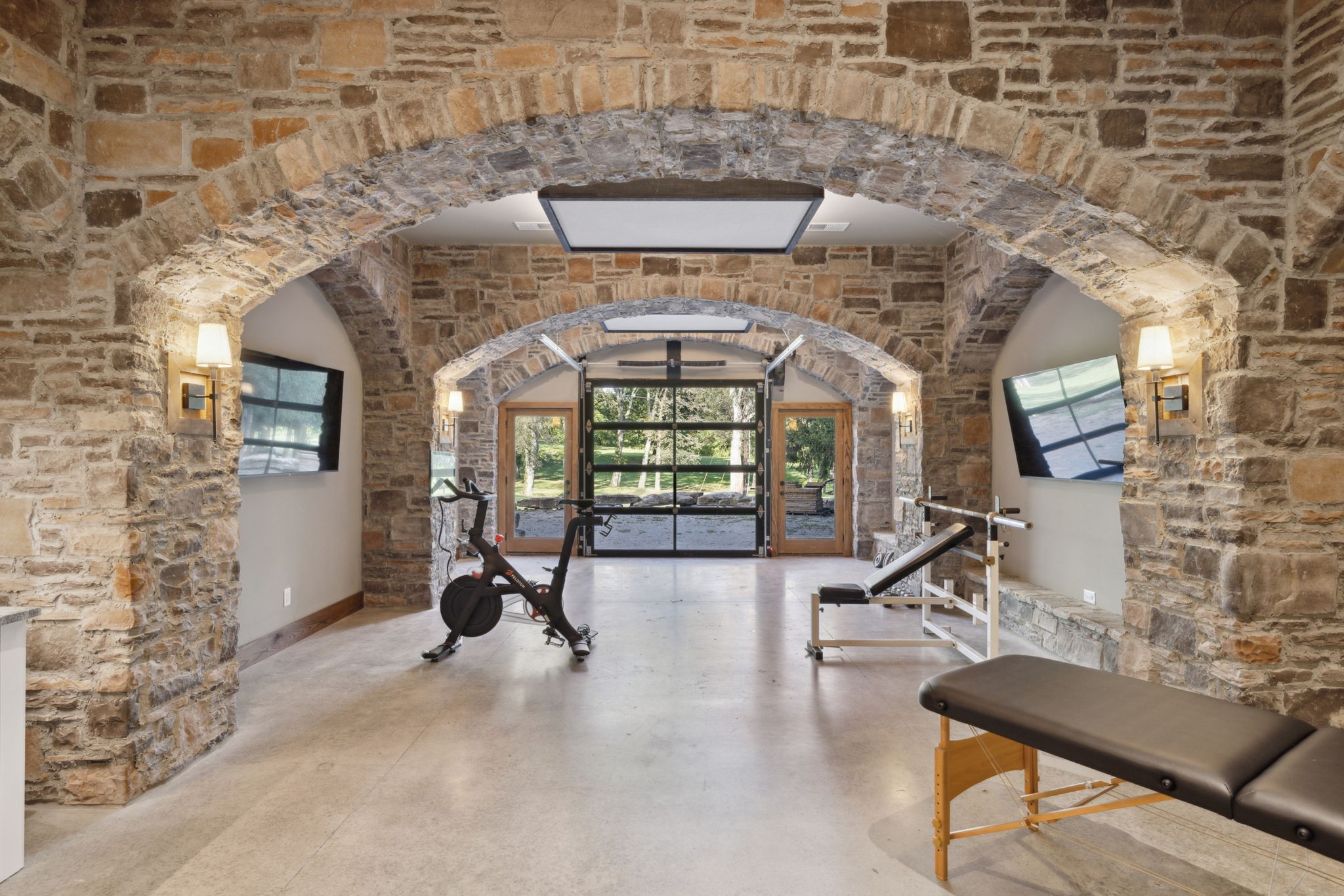 2465 Old Charlotte Pike