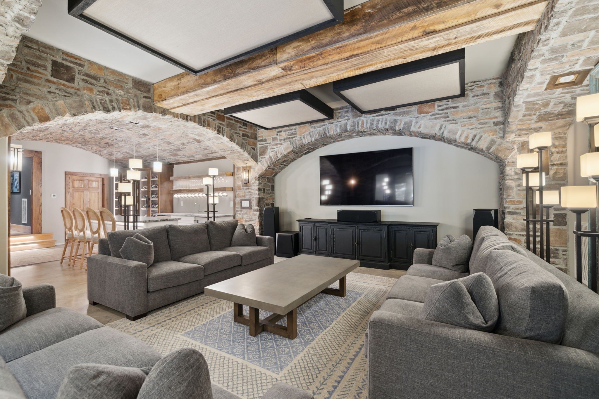 2465 Old Charlotte Pike