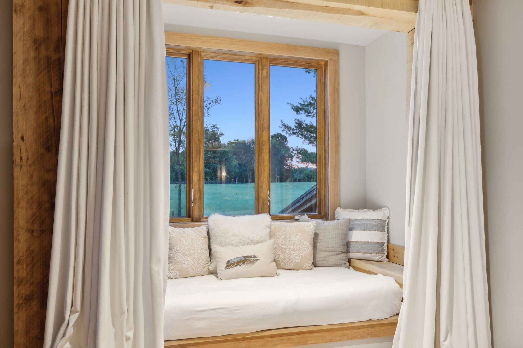 2465 Old Charlotte Pike