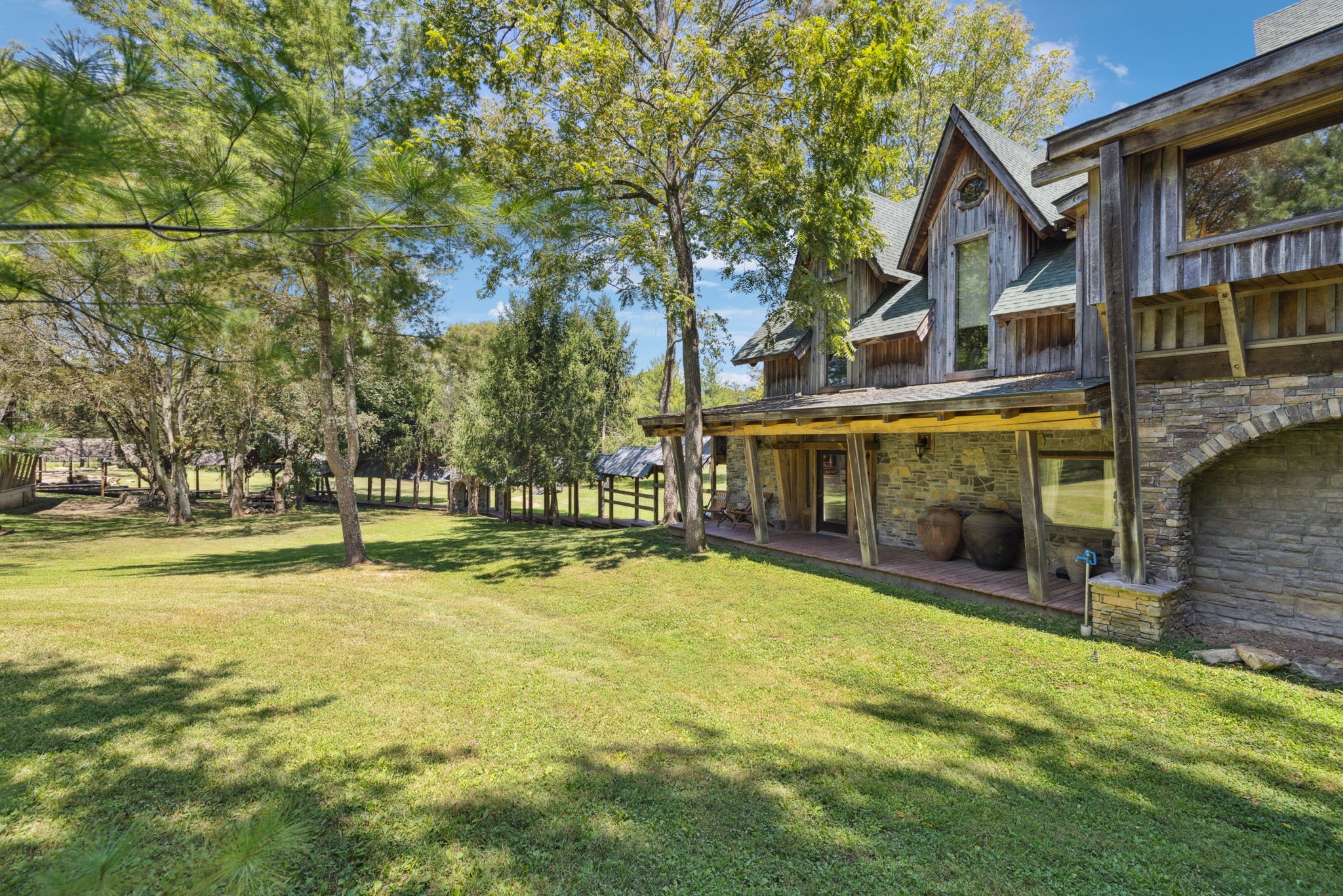 2465 Old Charlotte Pike