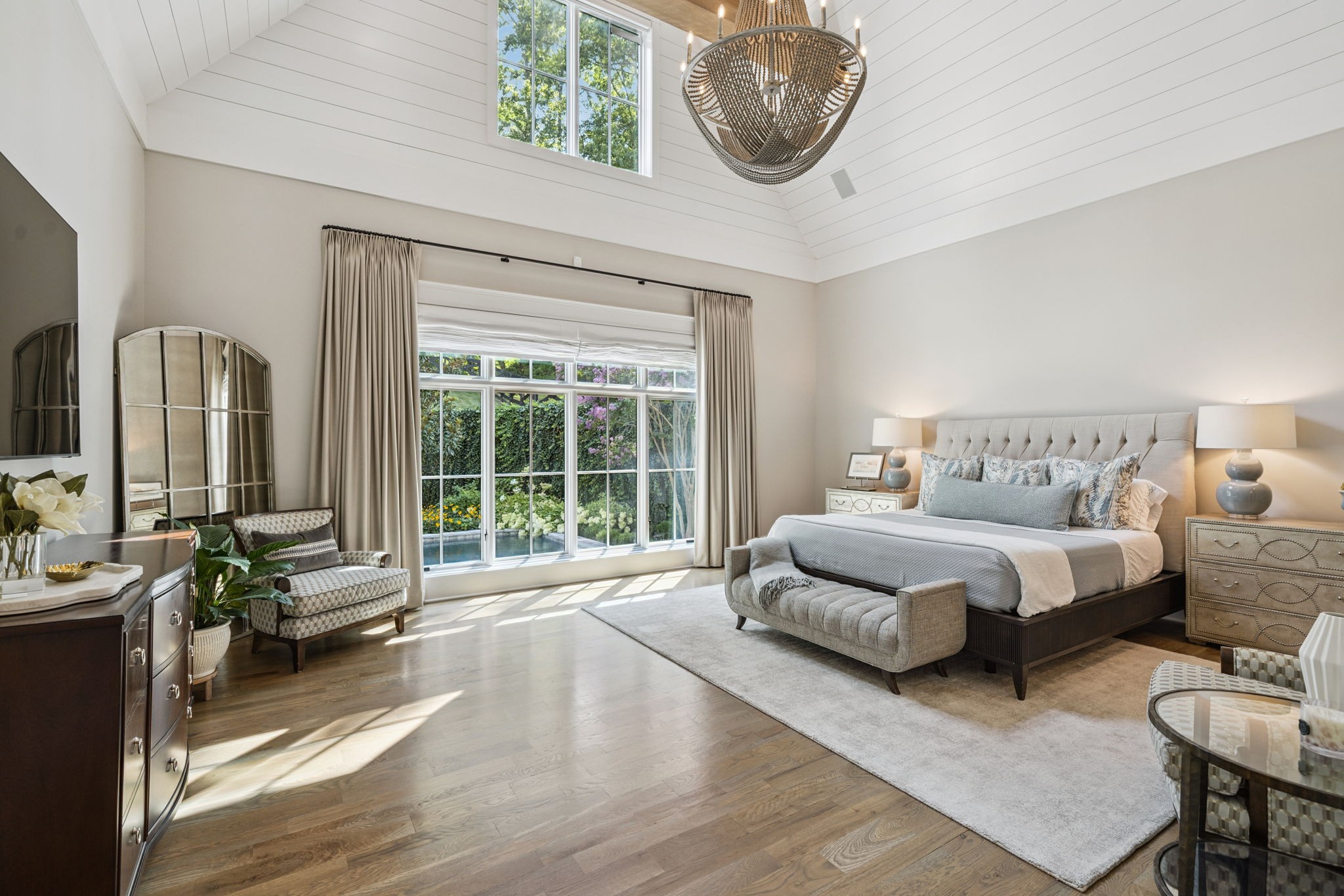 1401 Montmorenci Pass