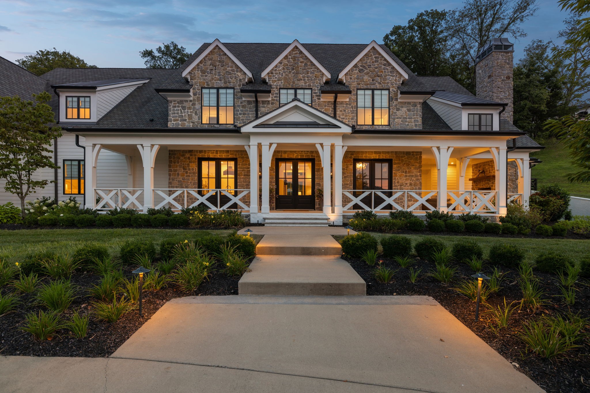 1401 Montmorenci Pass