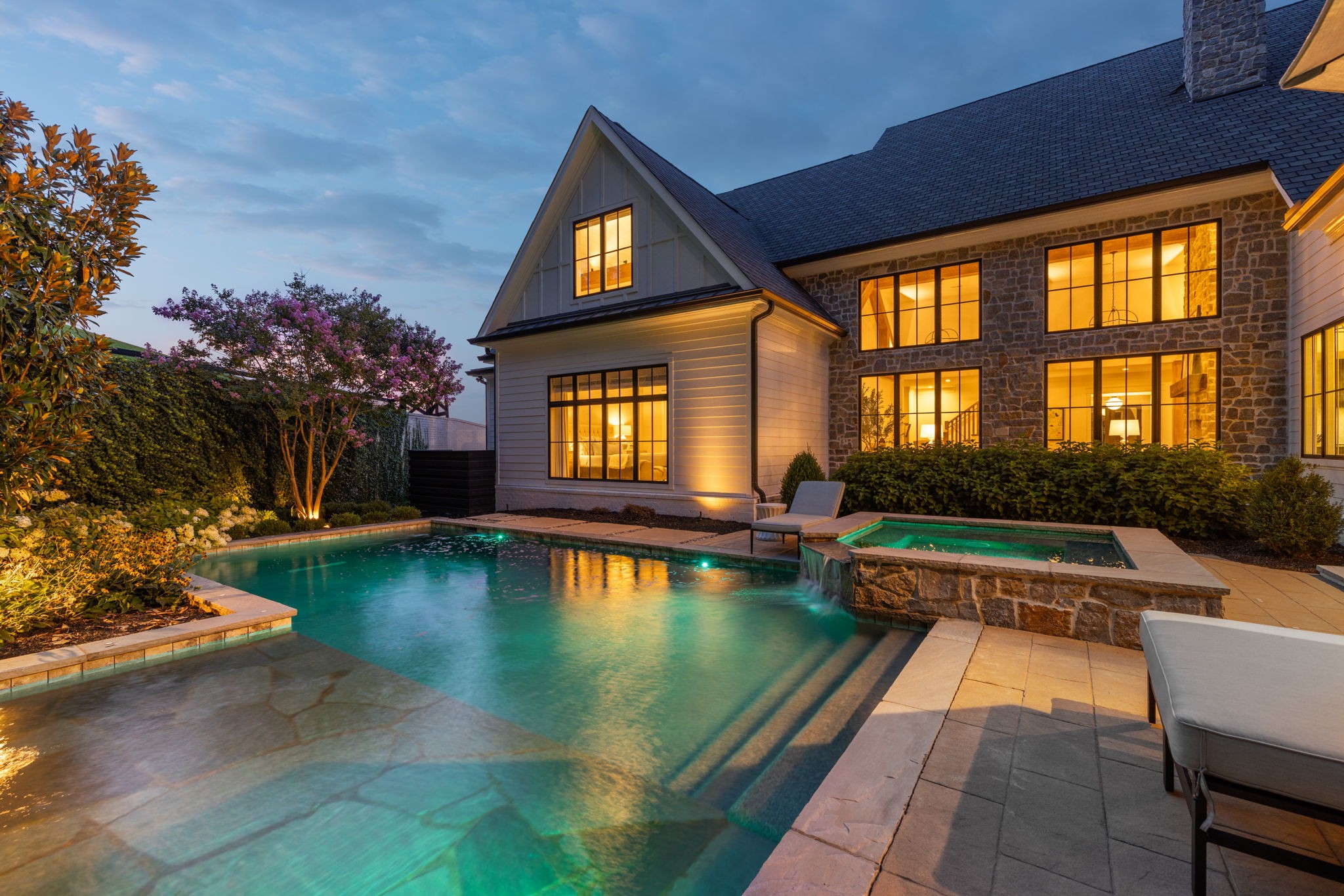 1401 Montmorenci Pass