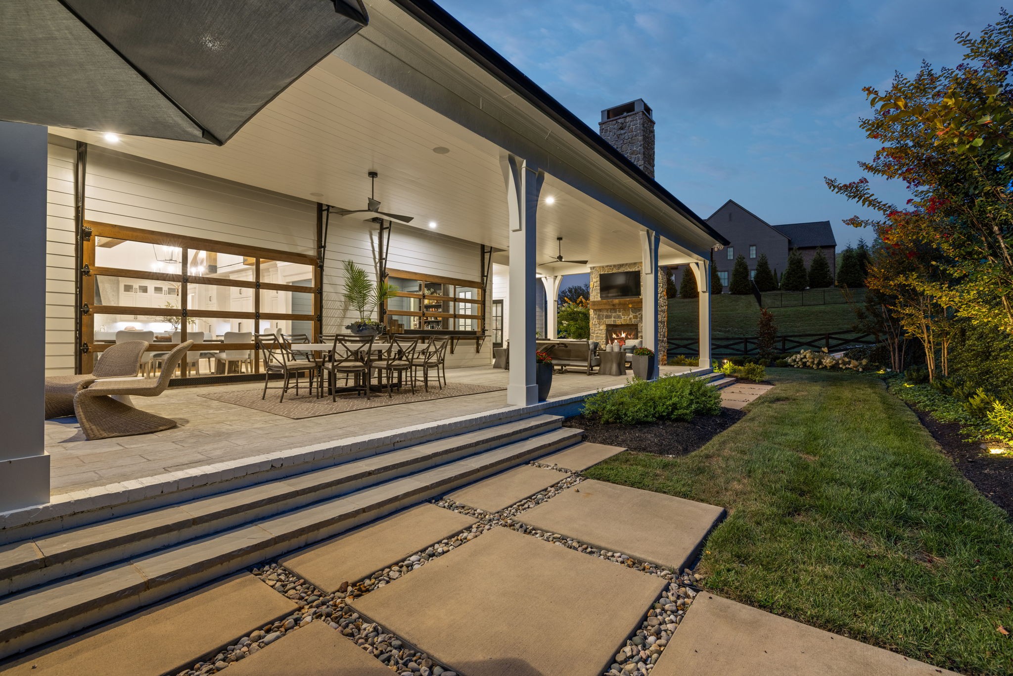 1401 Montmorenci Pass