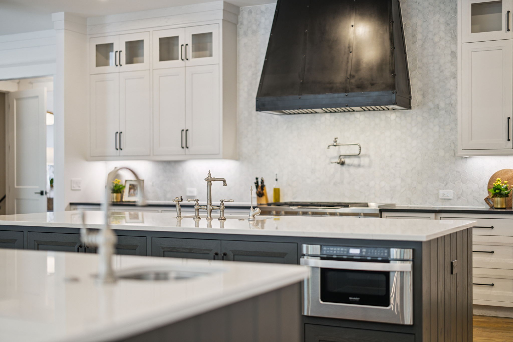 1401 Montmorenci Pass