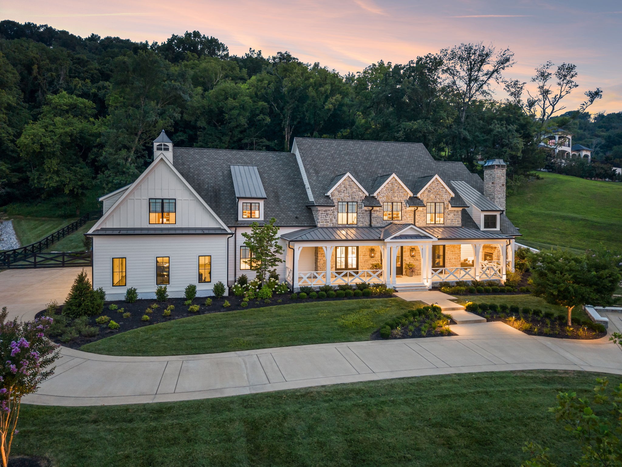1401 Montmorenci Pass
