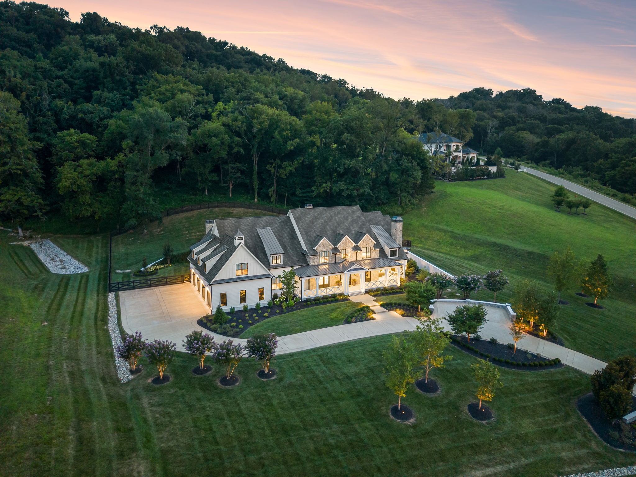 1401 Montmorenci Pass
