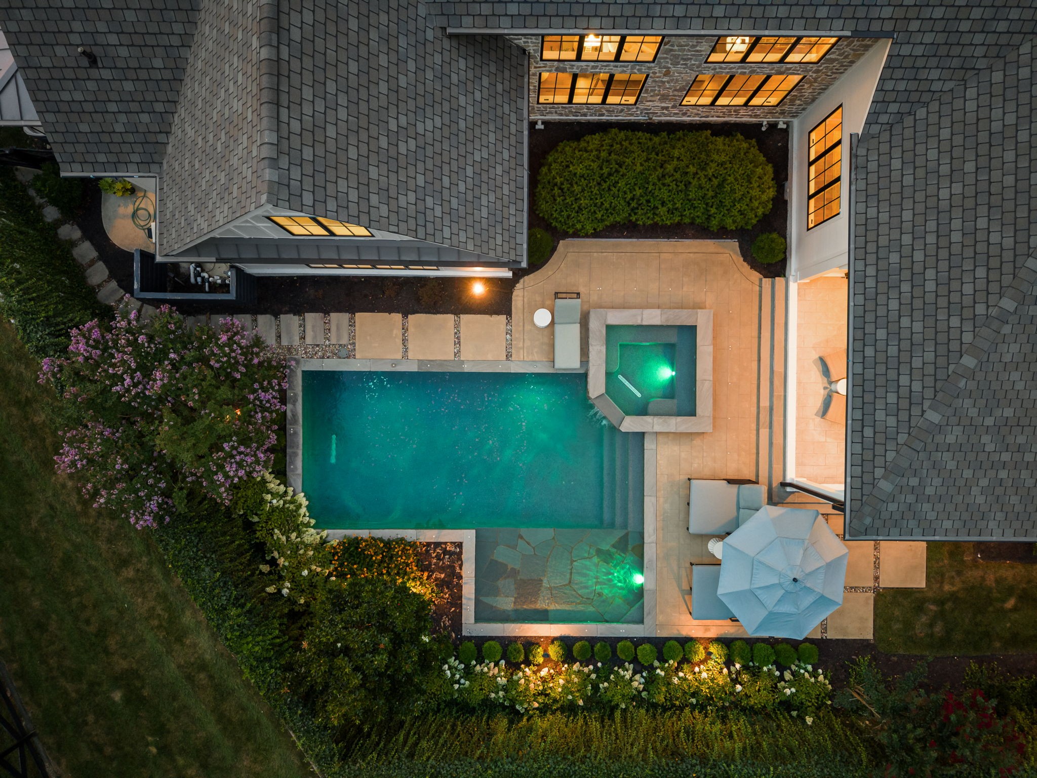 1401 Montmorenci Pass