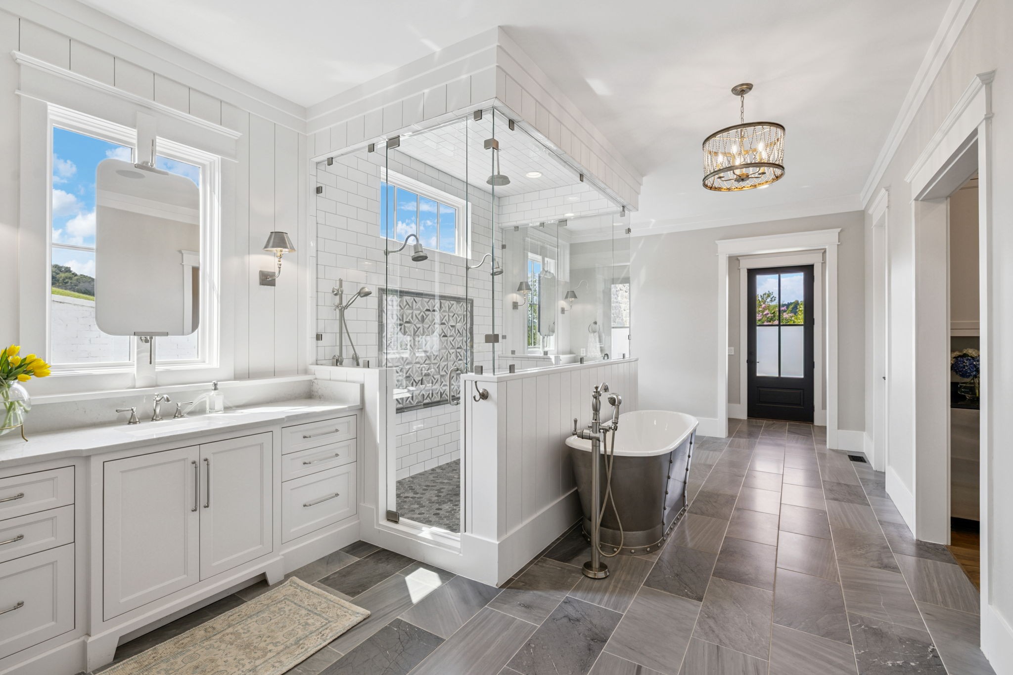 1401 Montmorenci Pass