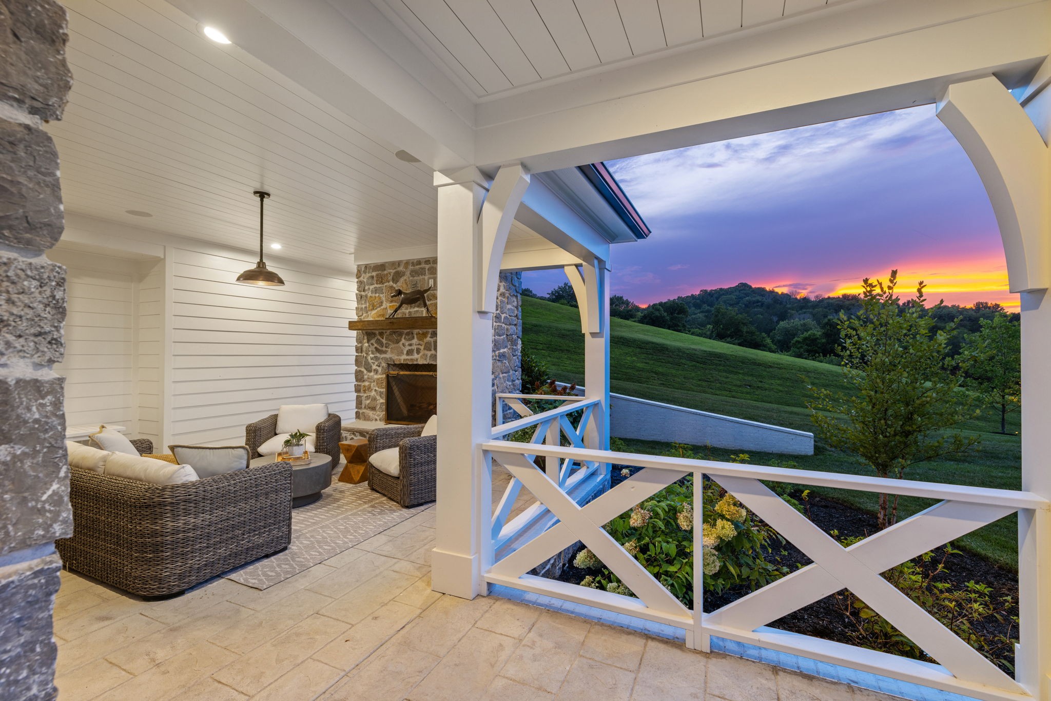 1401 Montmorenci Pass