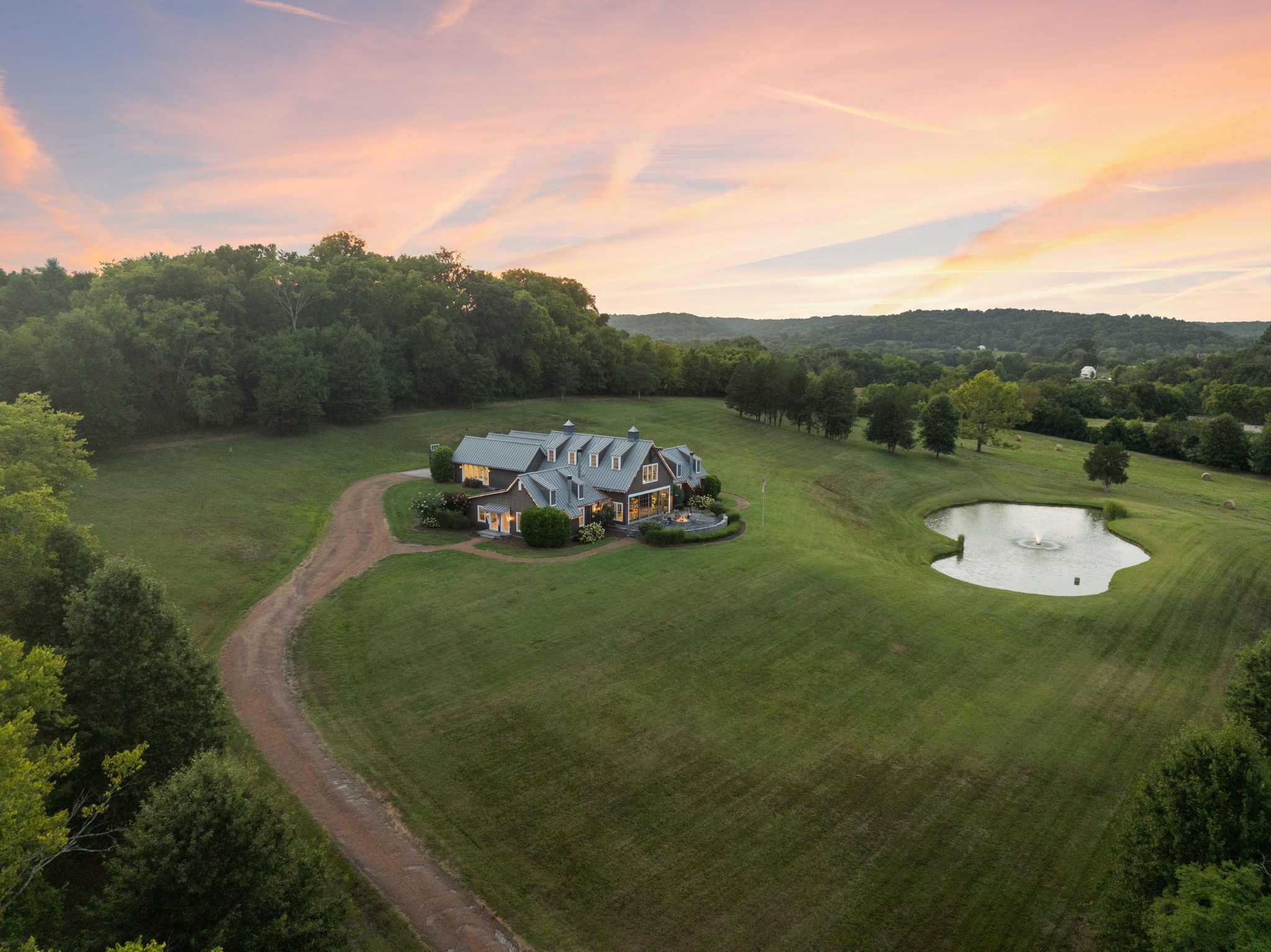 3385 Bailey Rd