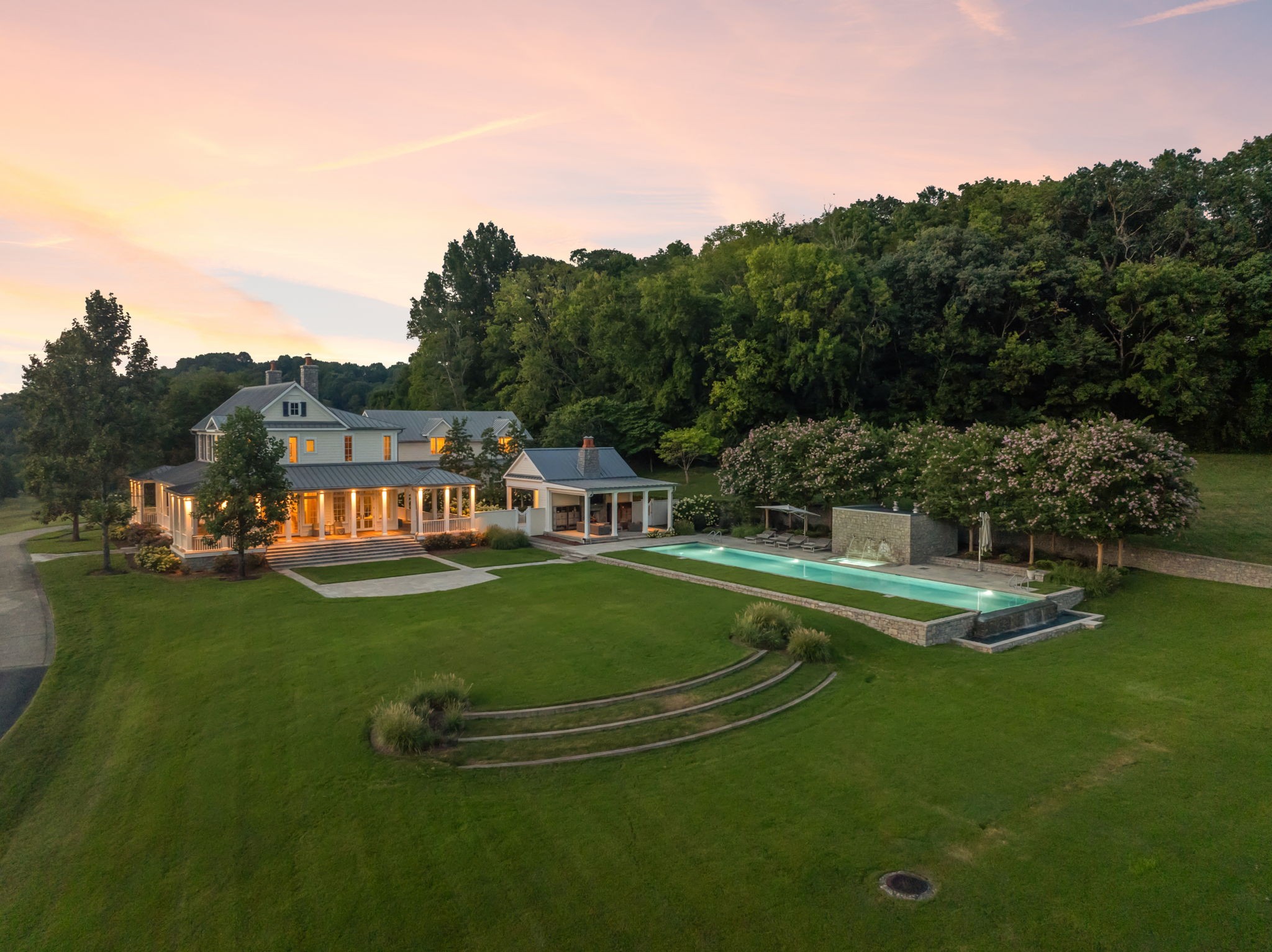 3385 Bailey Rd