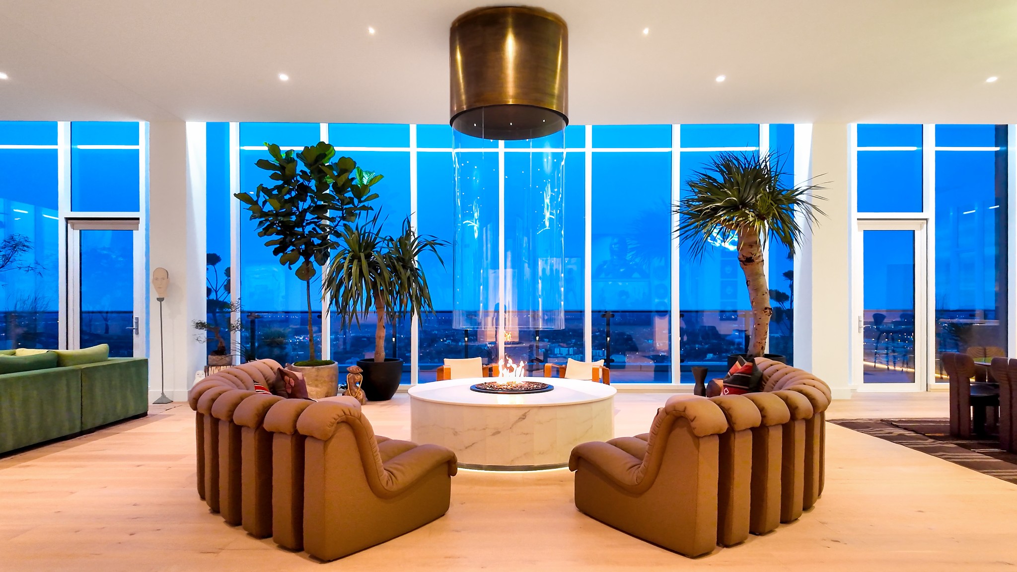 160 2nd Ave, S Unit: 4002