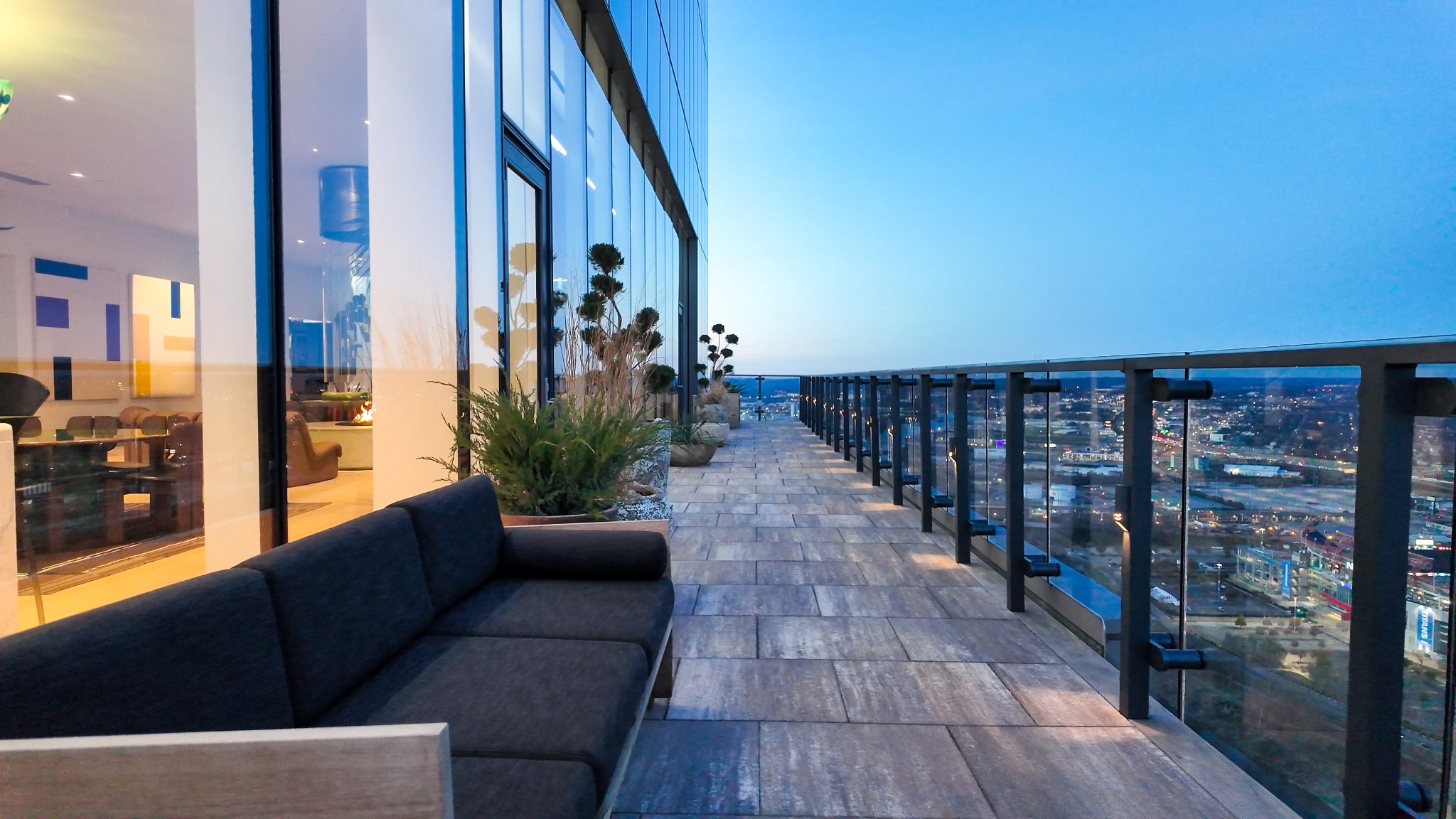 160 2nd Ave, S Unit: 4002