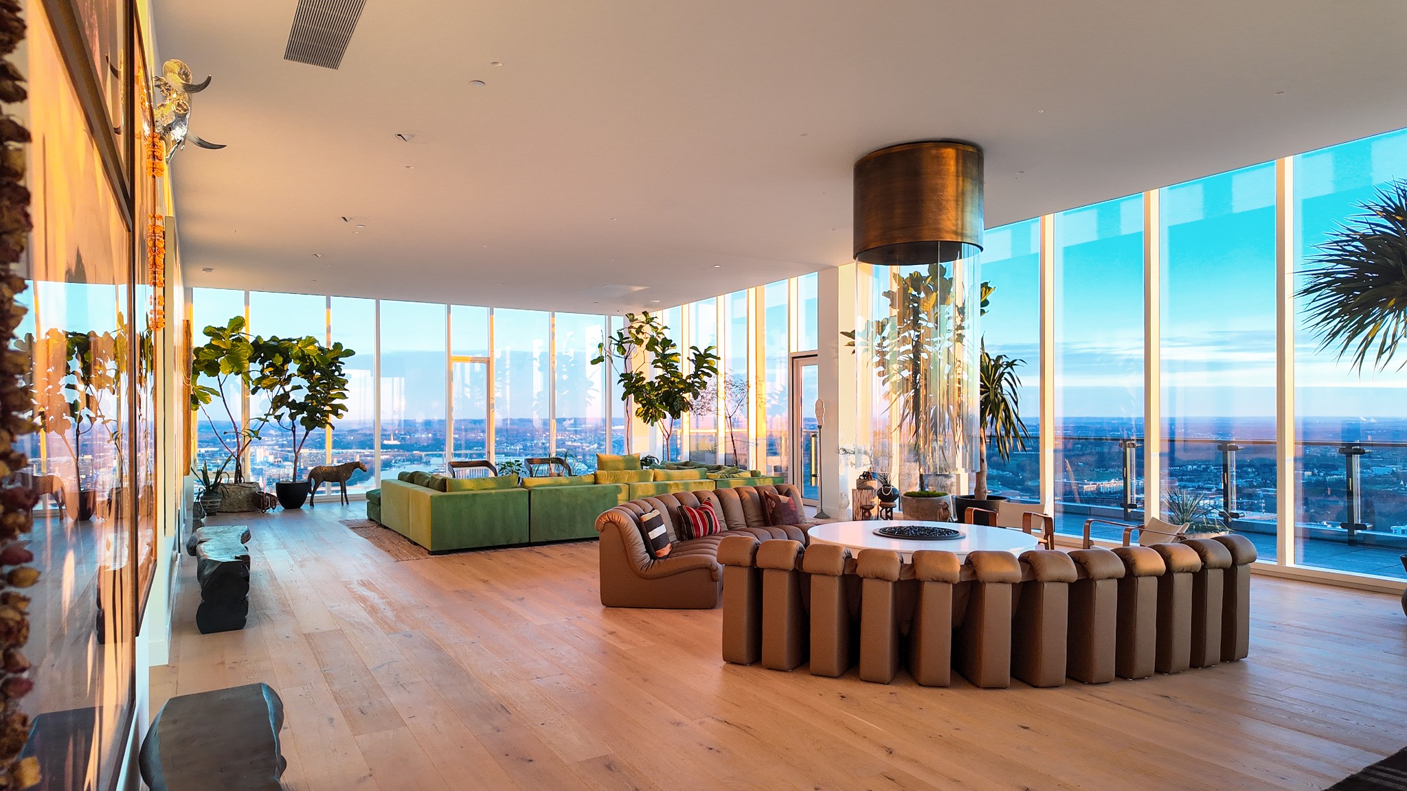 160 2nd Ave, S Unit: 4002