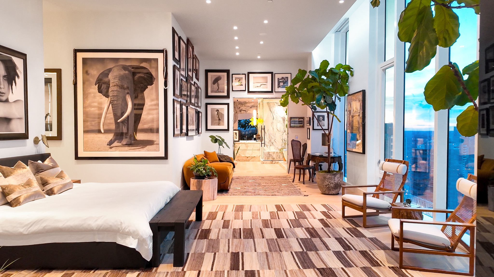 160 2nd Ave, S Unit: 4002