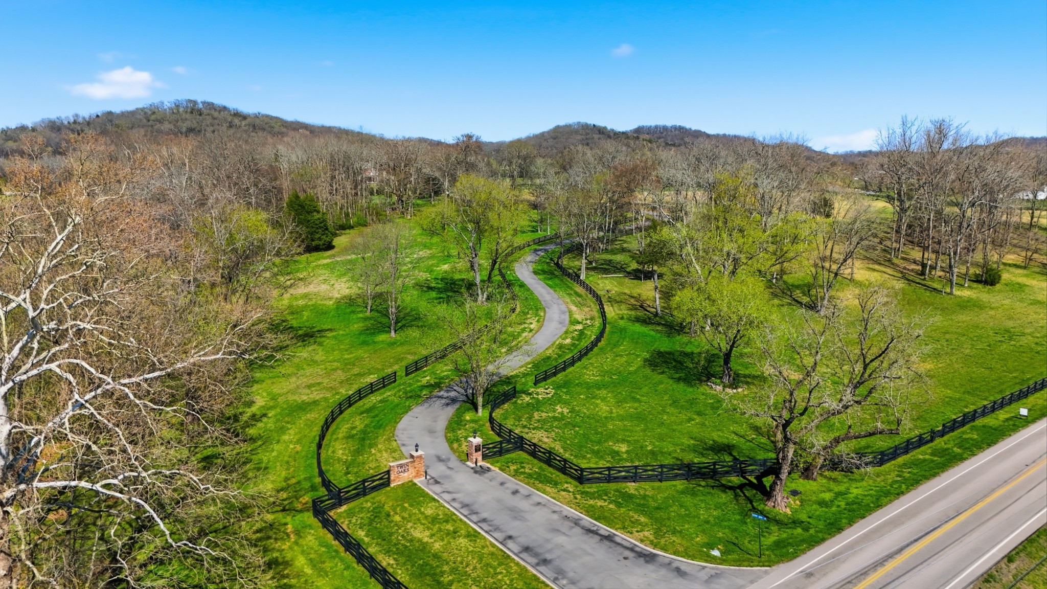 4810 Scenic Oaks Ln