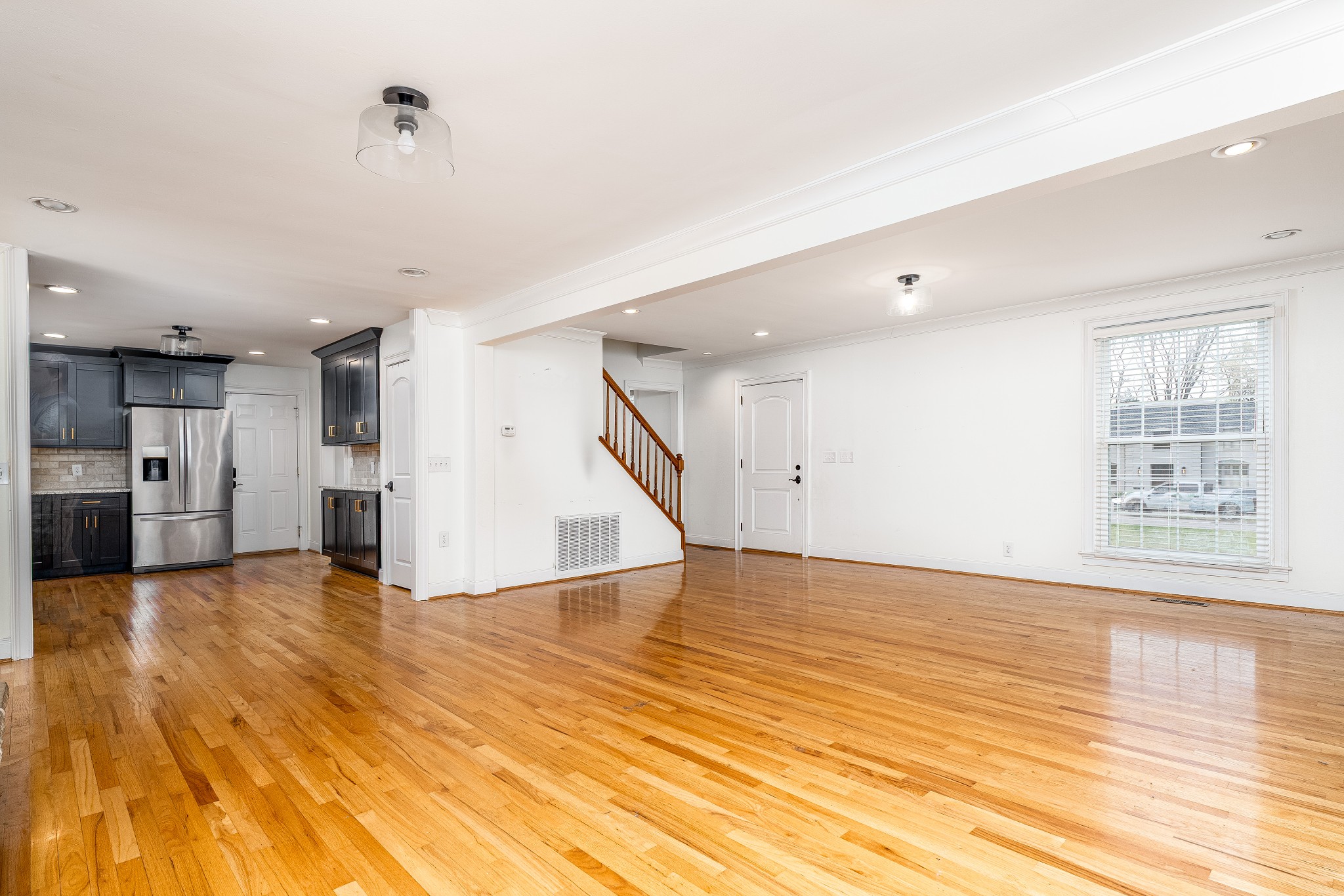111 Poplar St