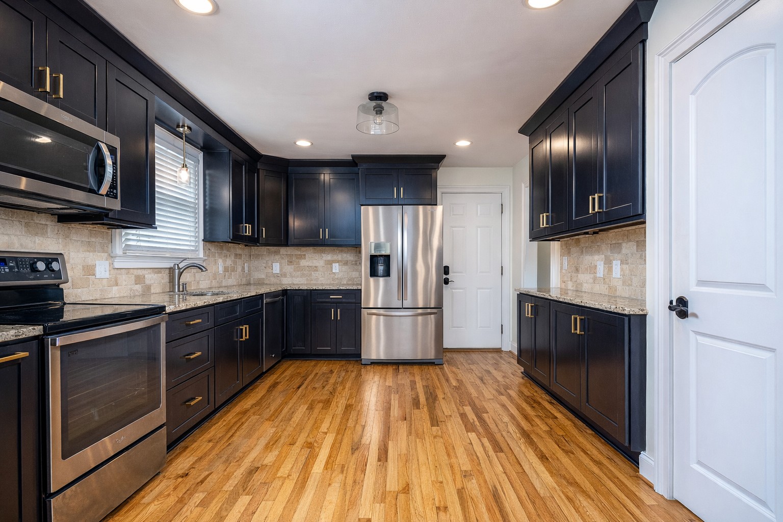 111 Poplar St