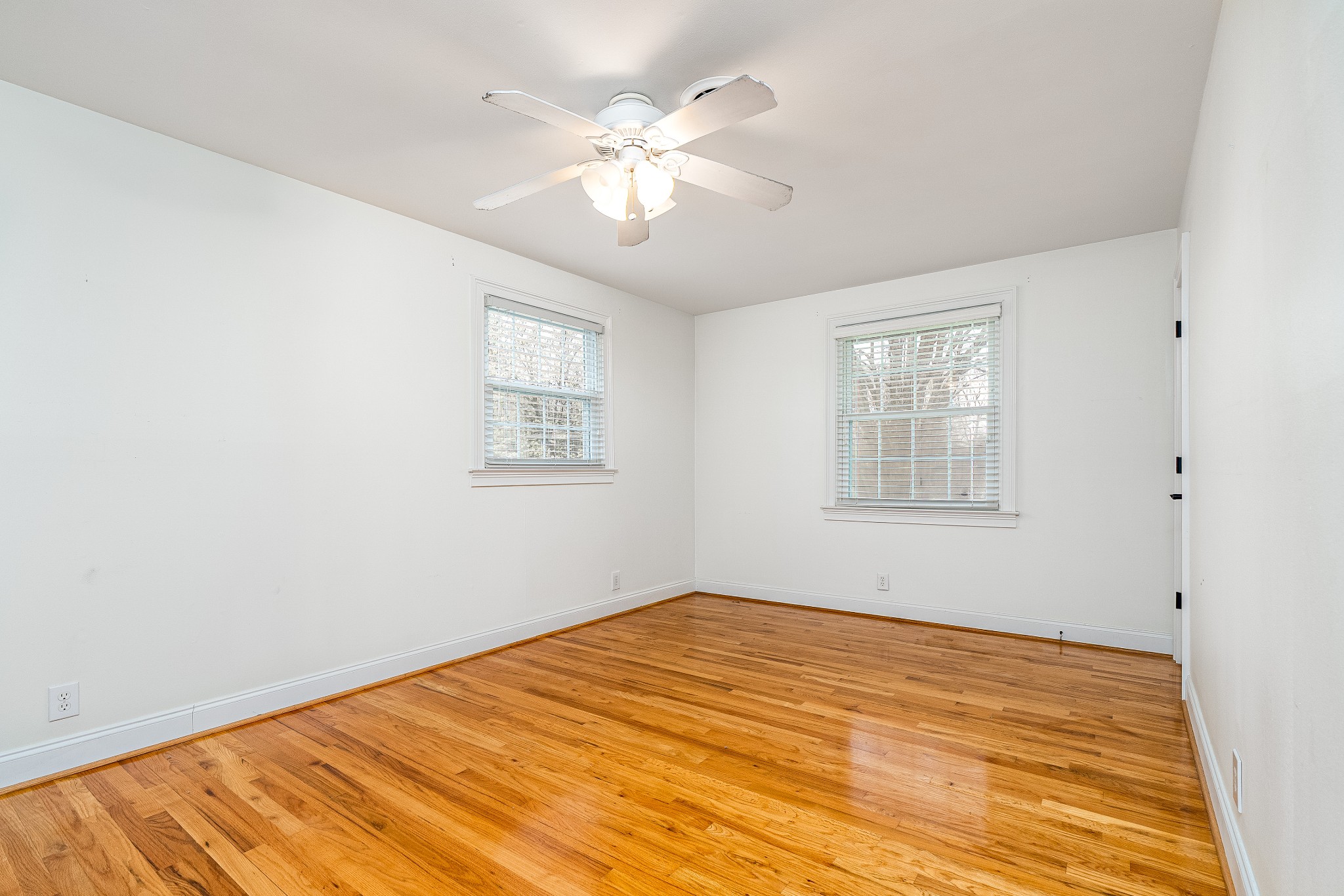111 Poplar St
