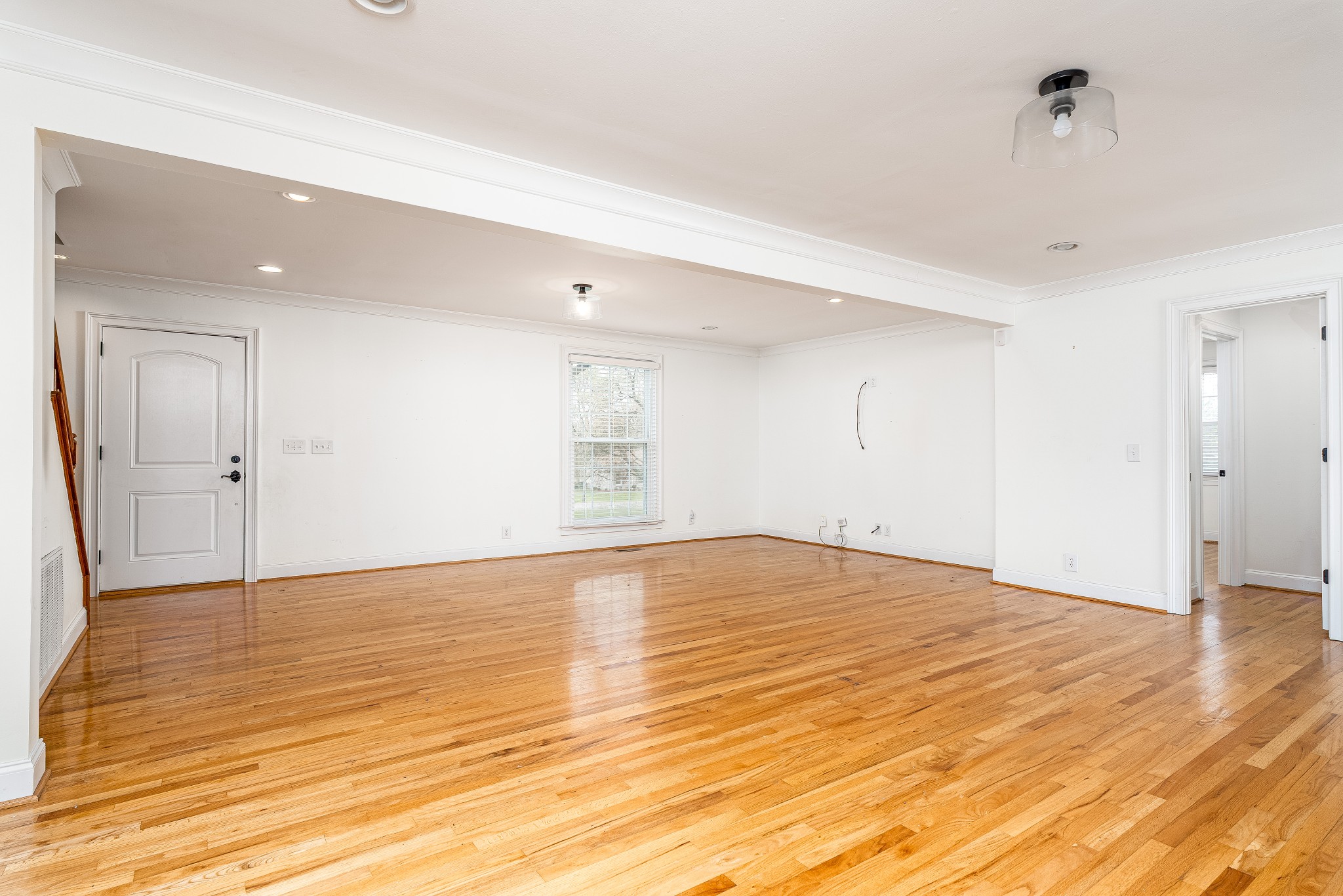 111 Poplar St
