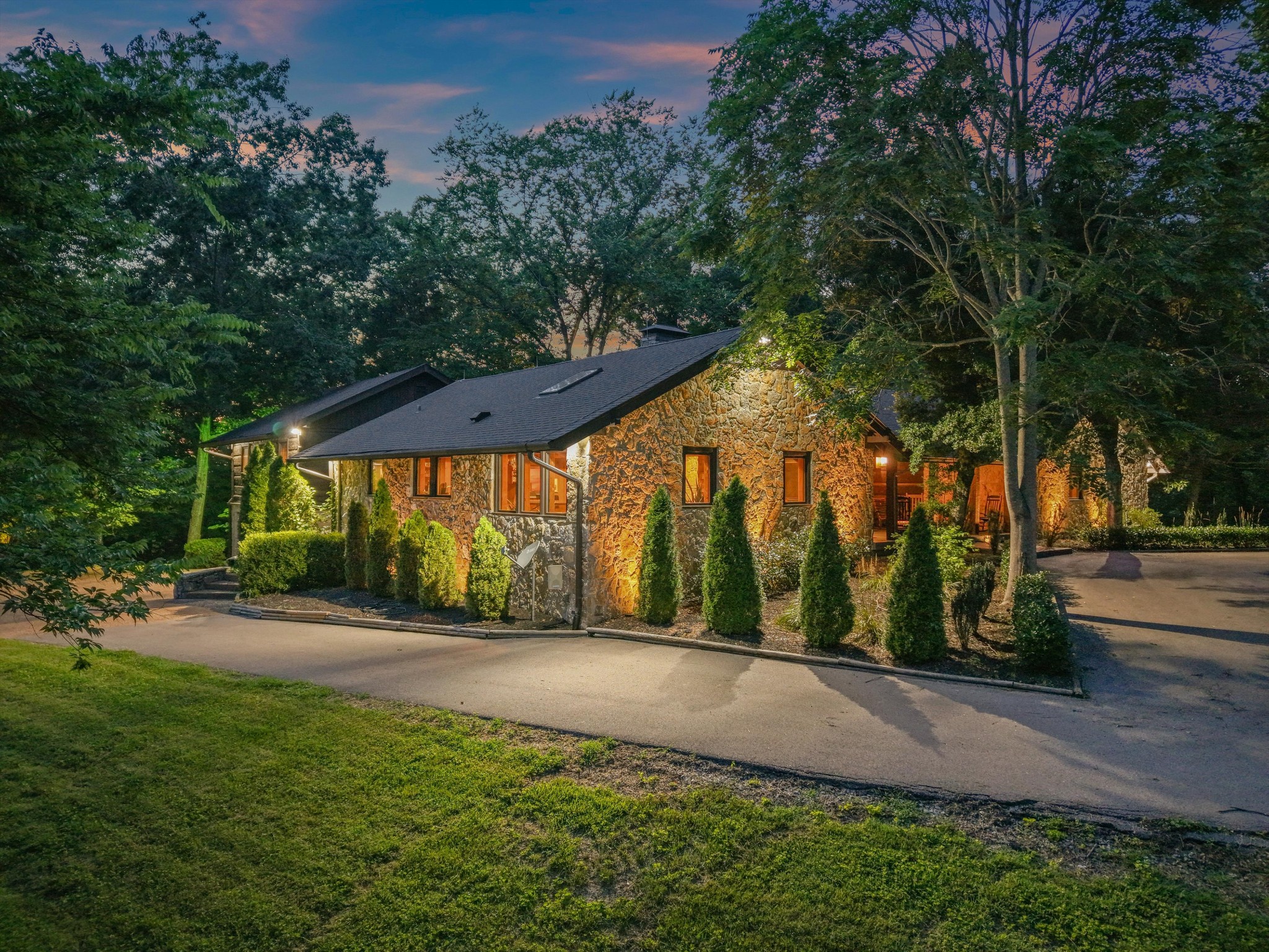 3360 Sweeney Hollow Rd