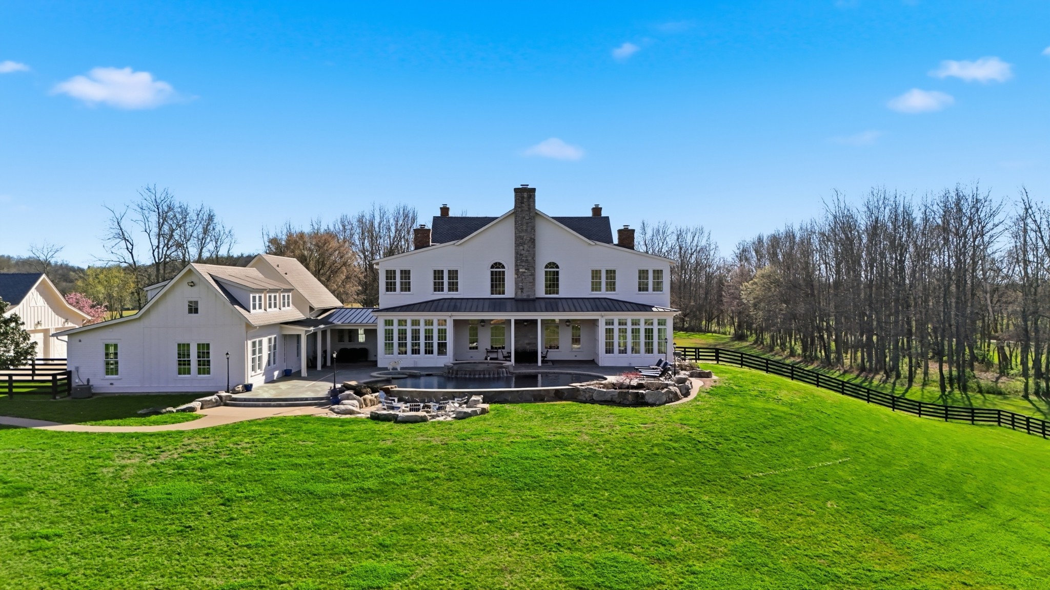 4810 Scenic Oaks Ln
