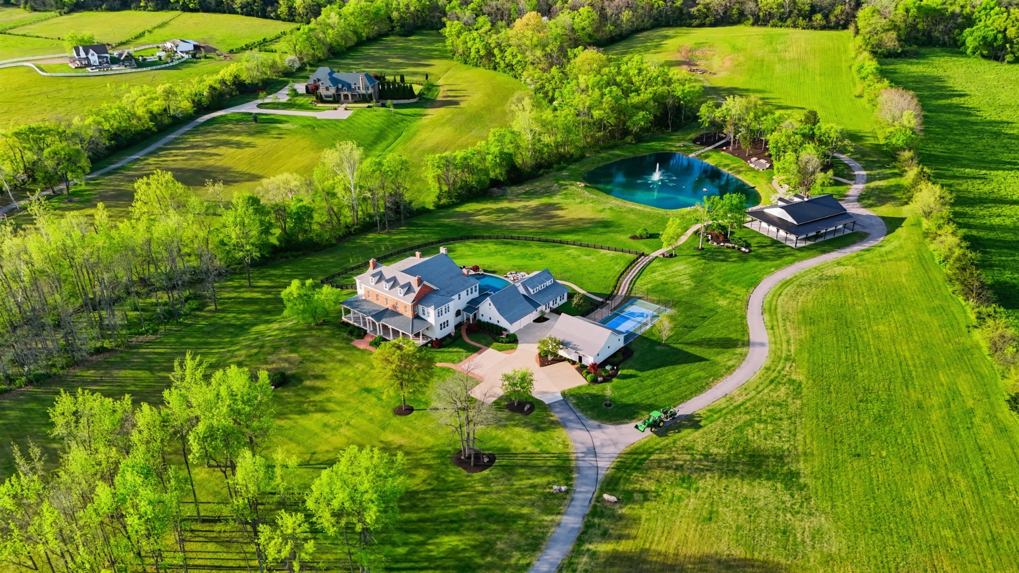 4810 Scenic Oaks Ln