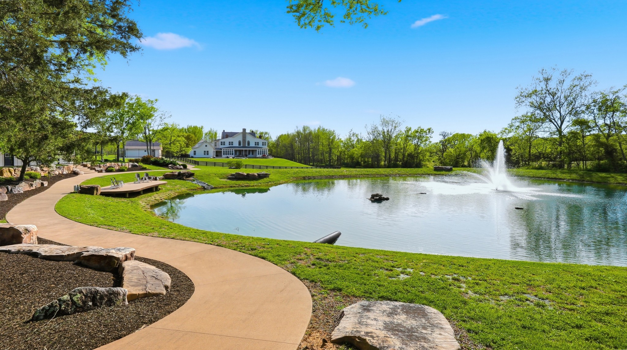 4810 Scenic Oaks Ln