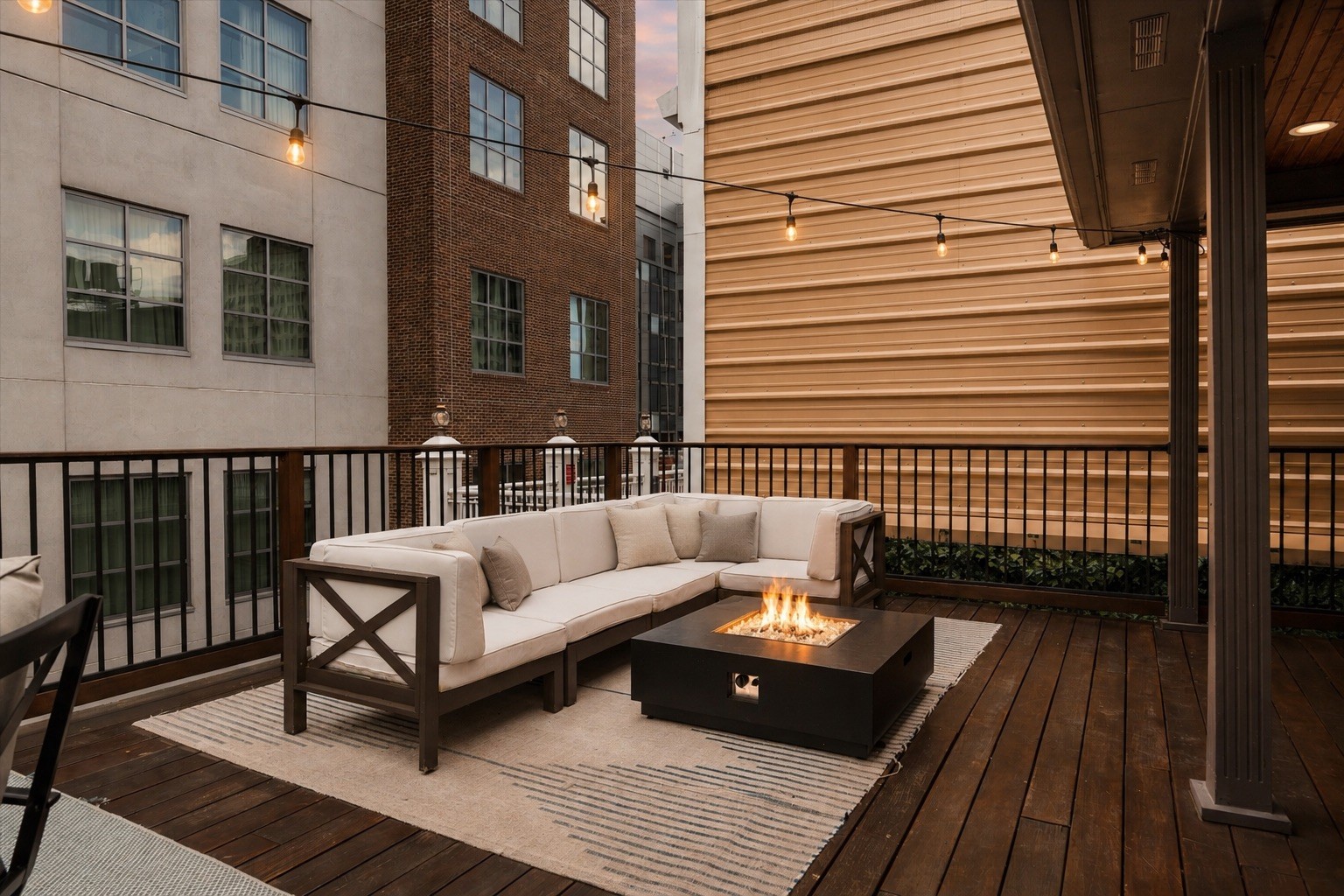 207 3rd Ave, N Unit: 602