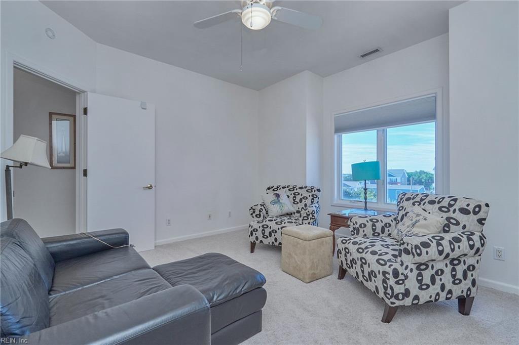 1074 W Ocean View AVE B