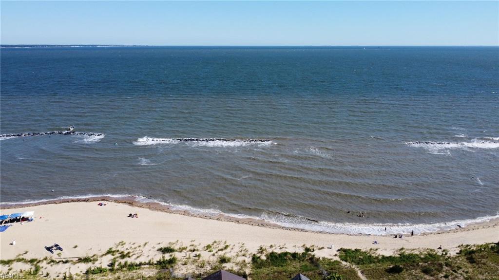 1074 W Ocean View AVE B