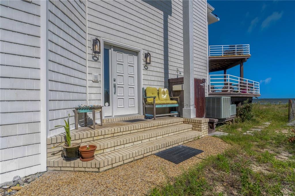 1074 W Ocean View AVE B