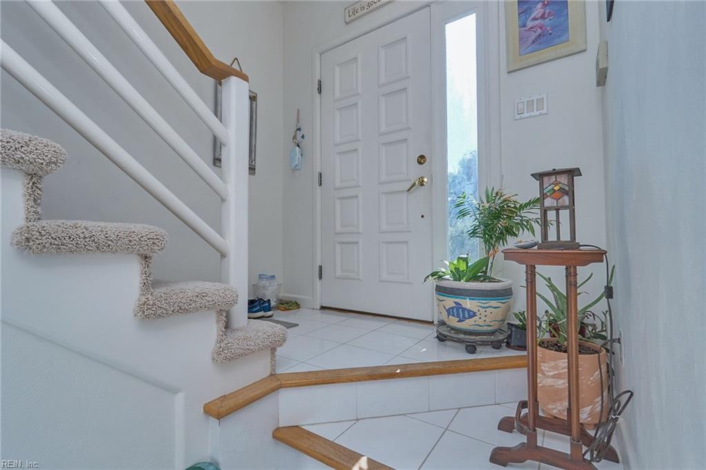 1074 W Ocean View AVE B