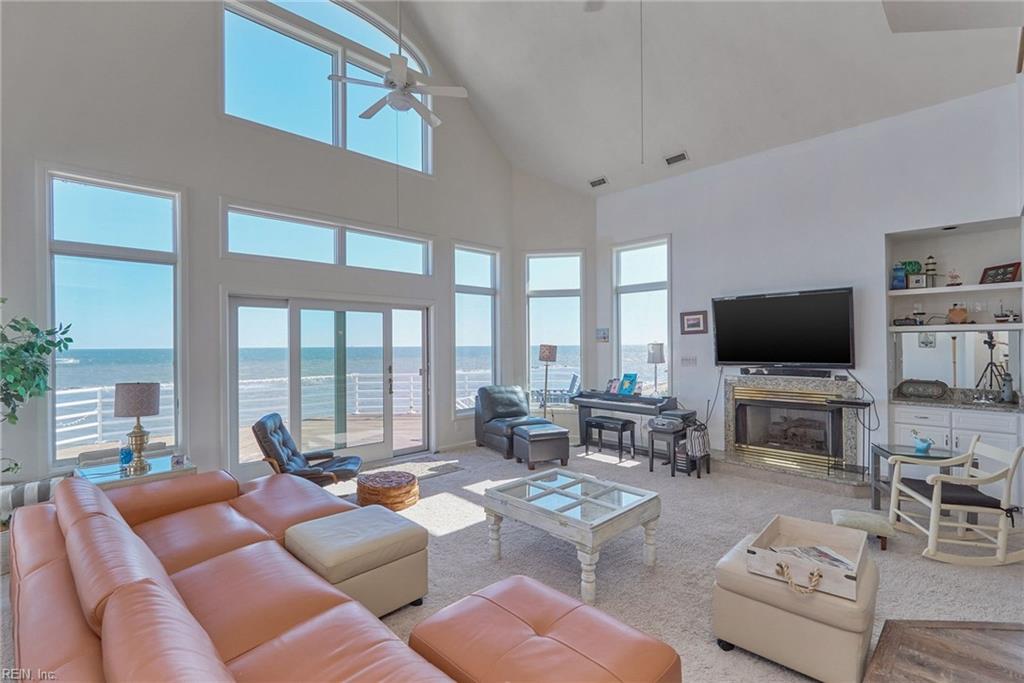 1074 W Ocean View AVE B