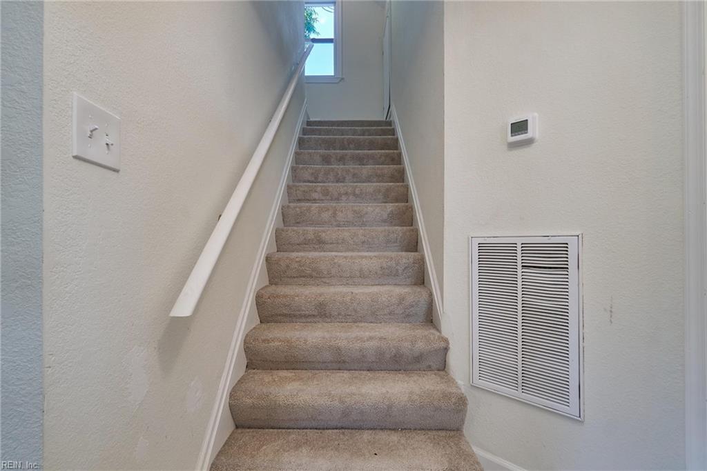 8039 Chesapeake BLVD