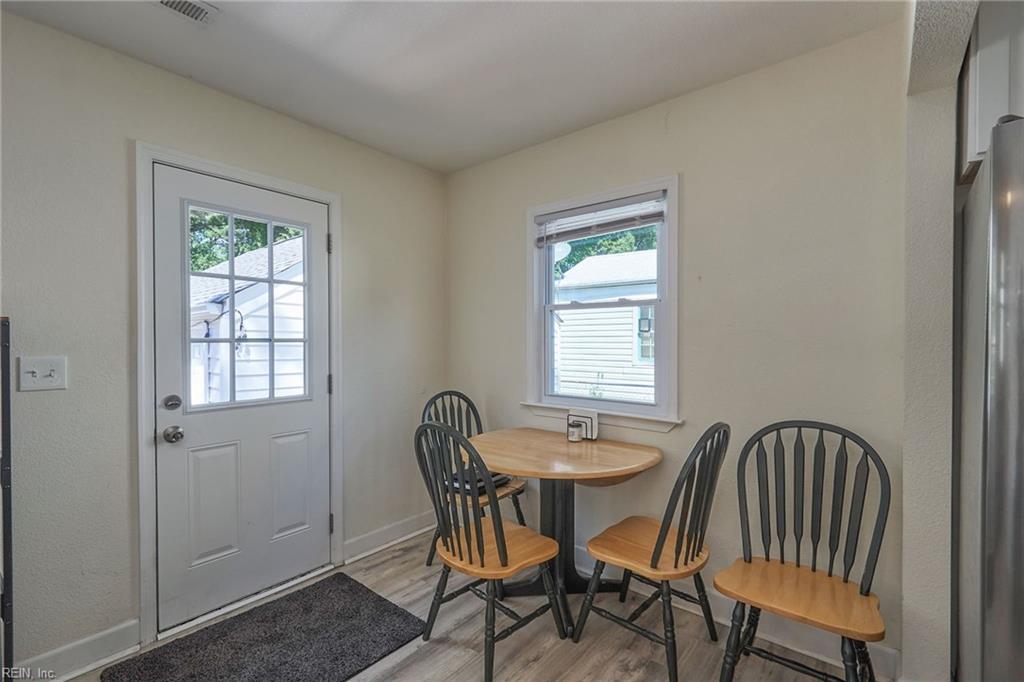 8039 Chesapeake BLVD