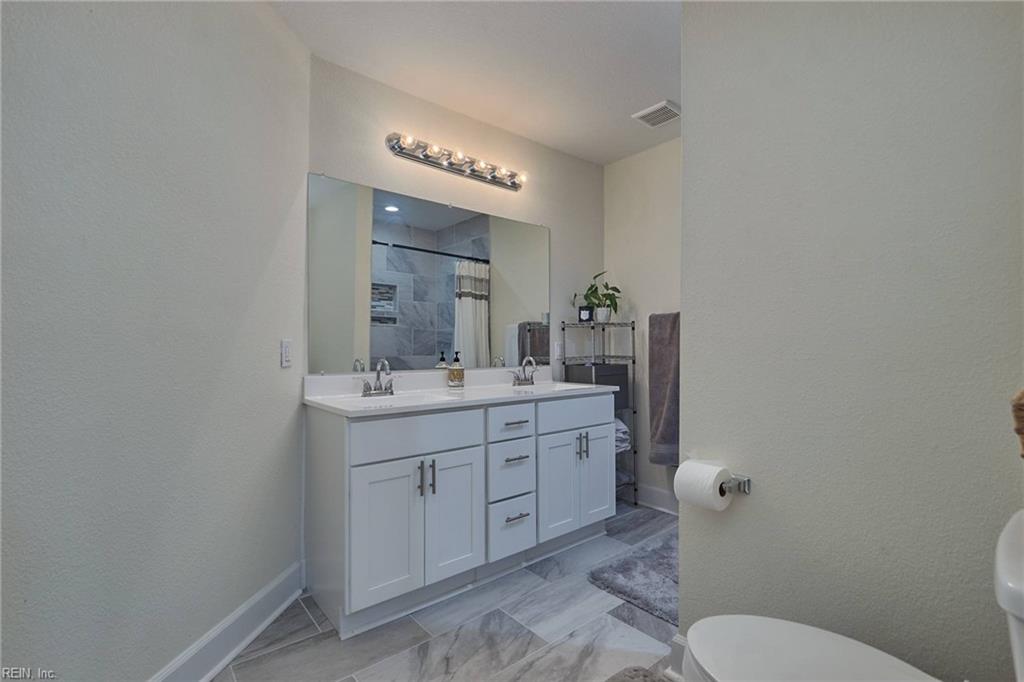 8039 Chesapeake BLVD