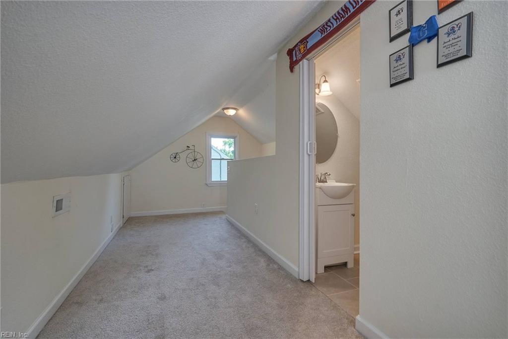 8039 Chesapeake BLVD