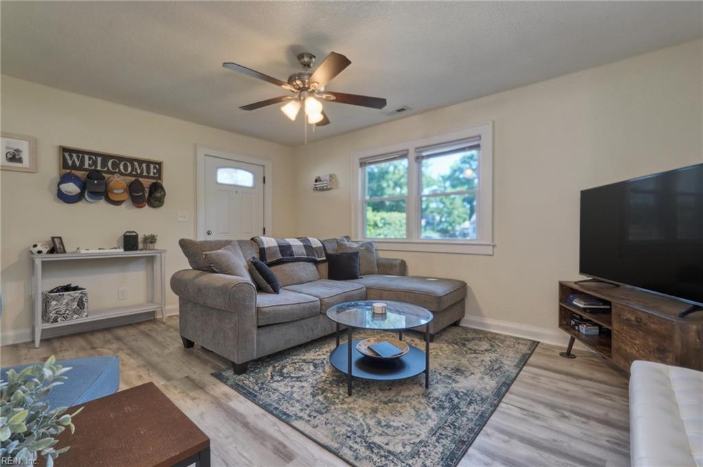 8039 Chesapeake BLVD