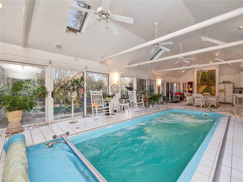 7112 Foxs Lair Court