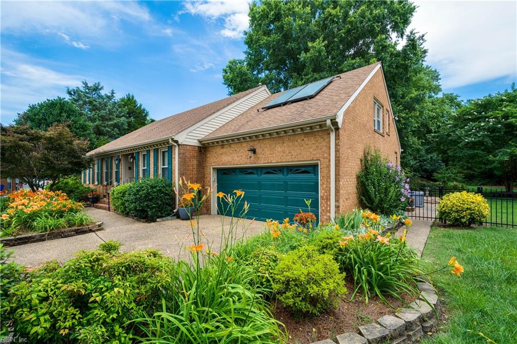 7112 Foxs Lair Court