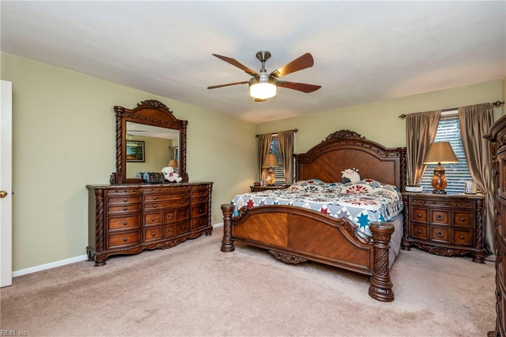 7112 Foxs Lair Court